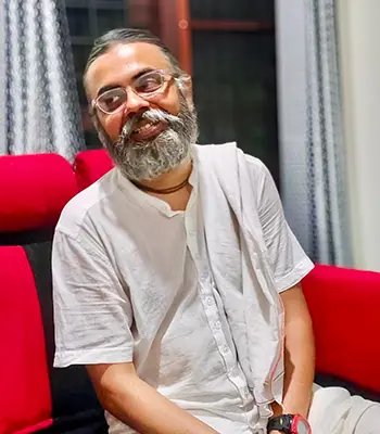 Gurudev Dhruvaji
                            